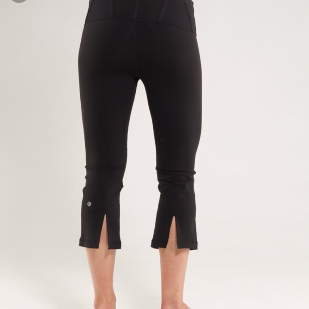 Lululemon Tadasana slit crop yoga pant